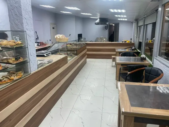 Зал и витрина магазина Раки Москва